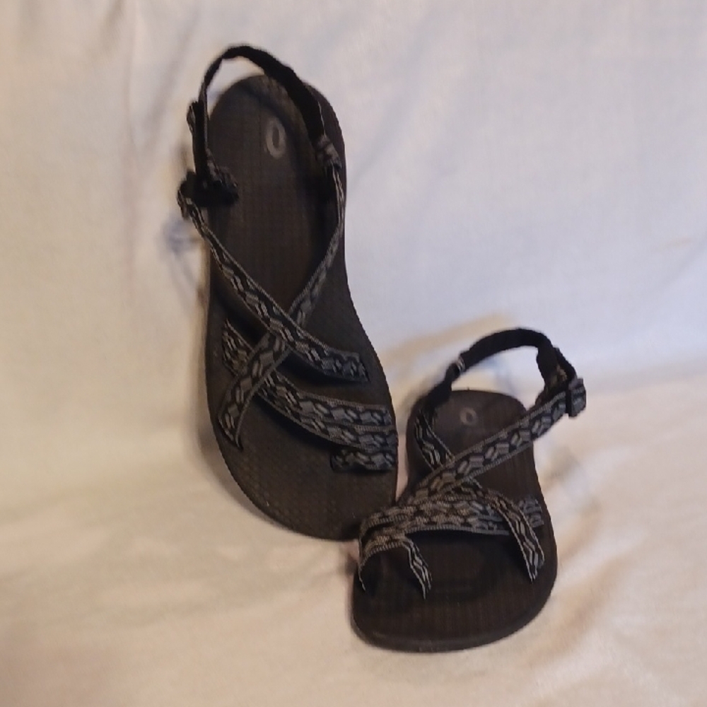 Elegant Black Strappy Sandals for Women